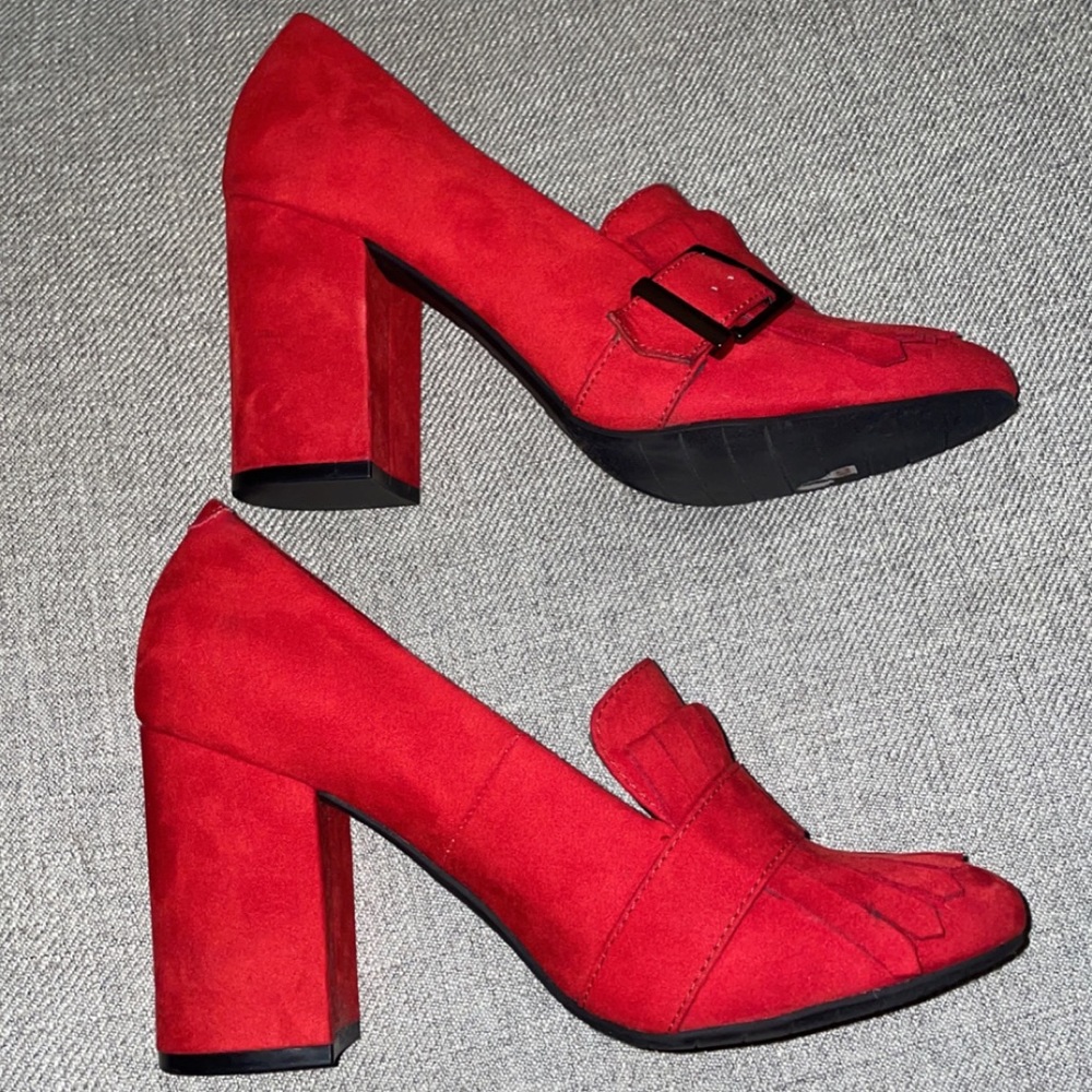 Kenneth Cole Reaction Buckle Heels
